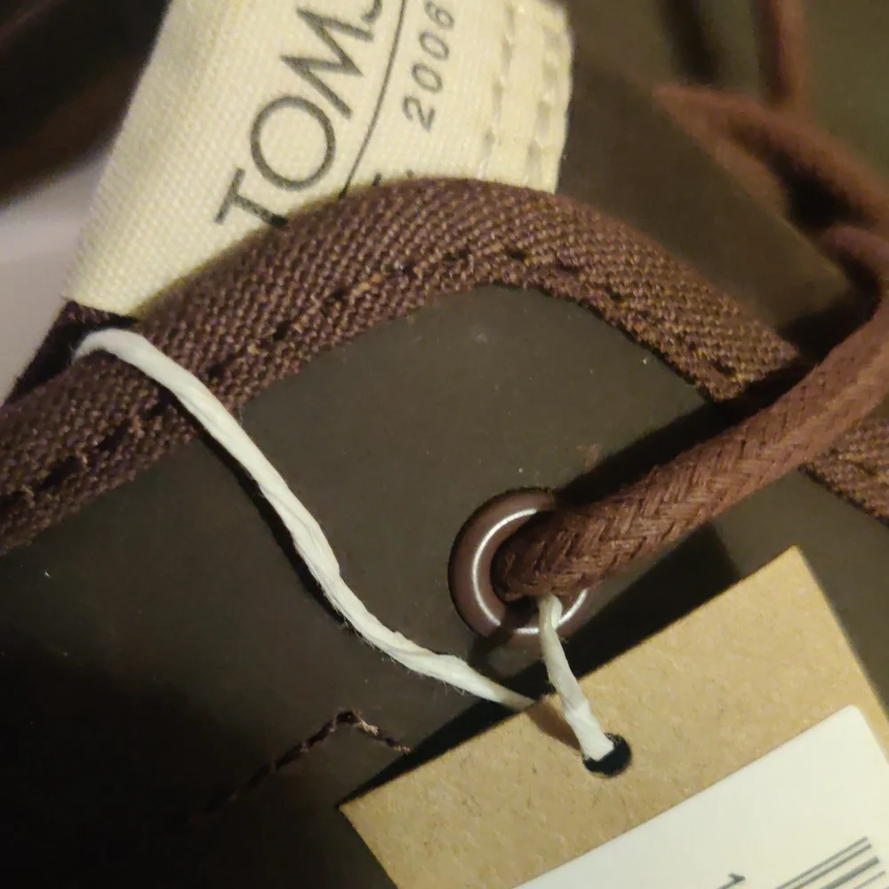 TOMS Men's Carlo Mid Terrain Chukka Boots Size 14 Nwt